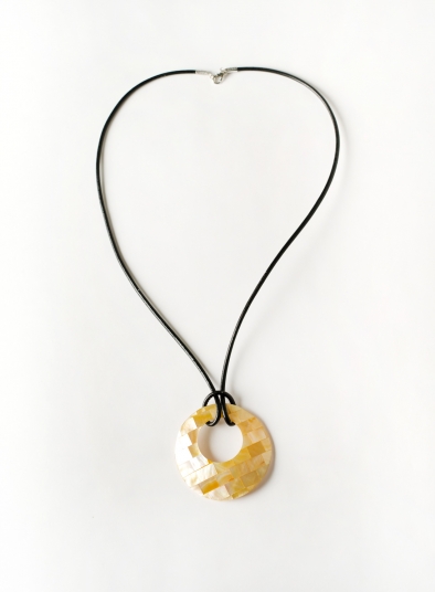 Golden Round Shell Pendant Necklace