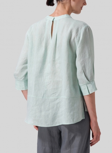 Linen Back Keyhole Blouse