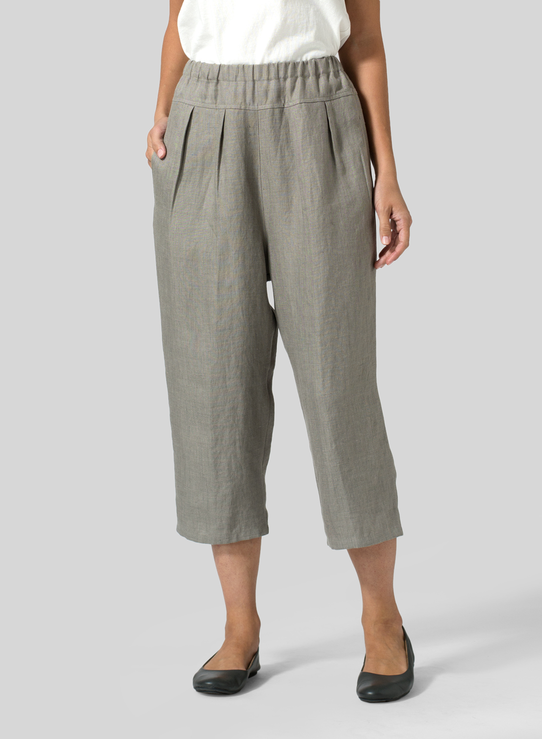 A fully elasticated Navy ankle length cotton linen pant
