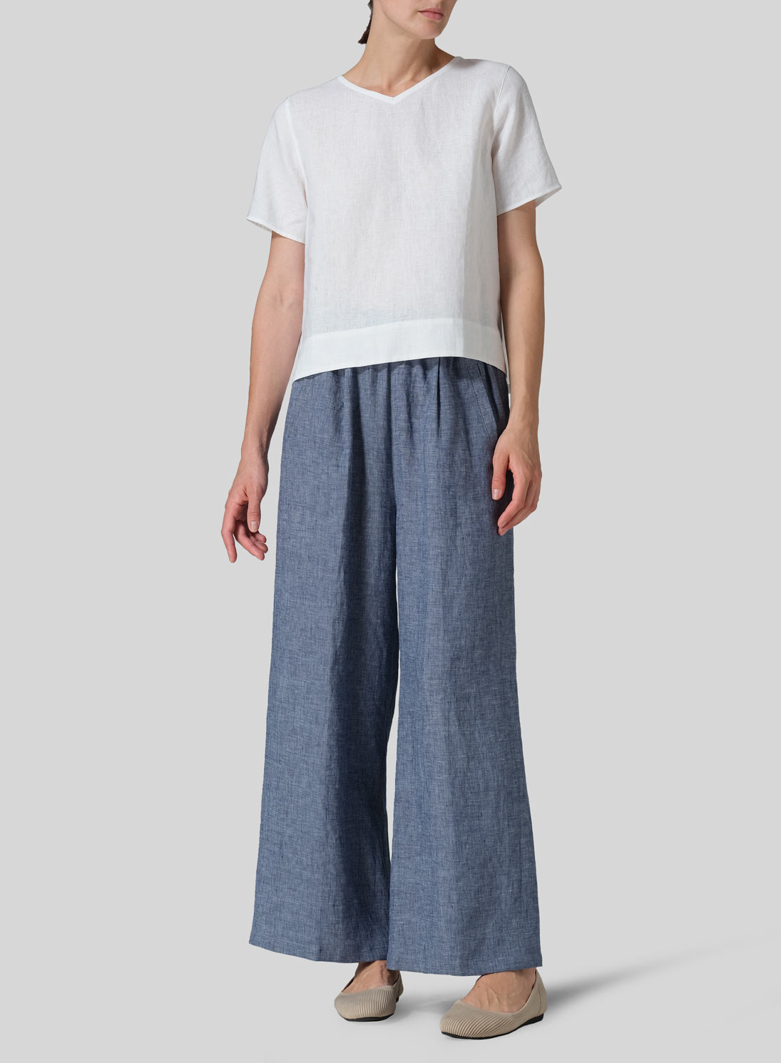 Linen Regular Fit V-Neck Short Top