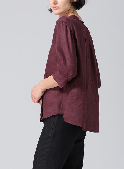 Linen Back Keyhole Blouse