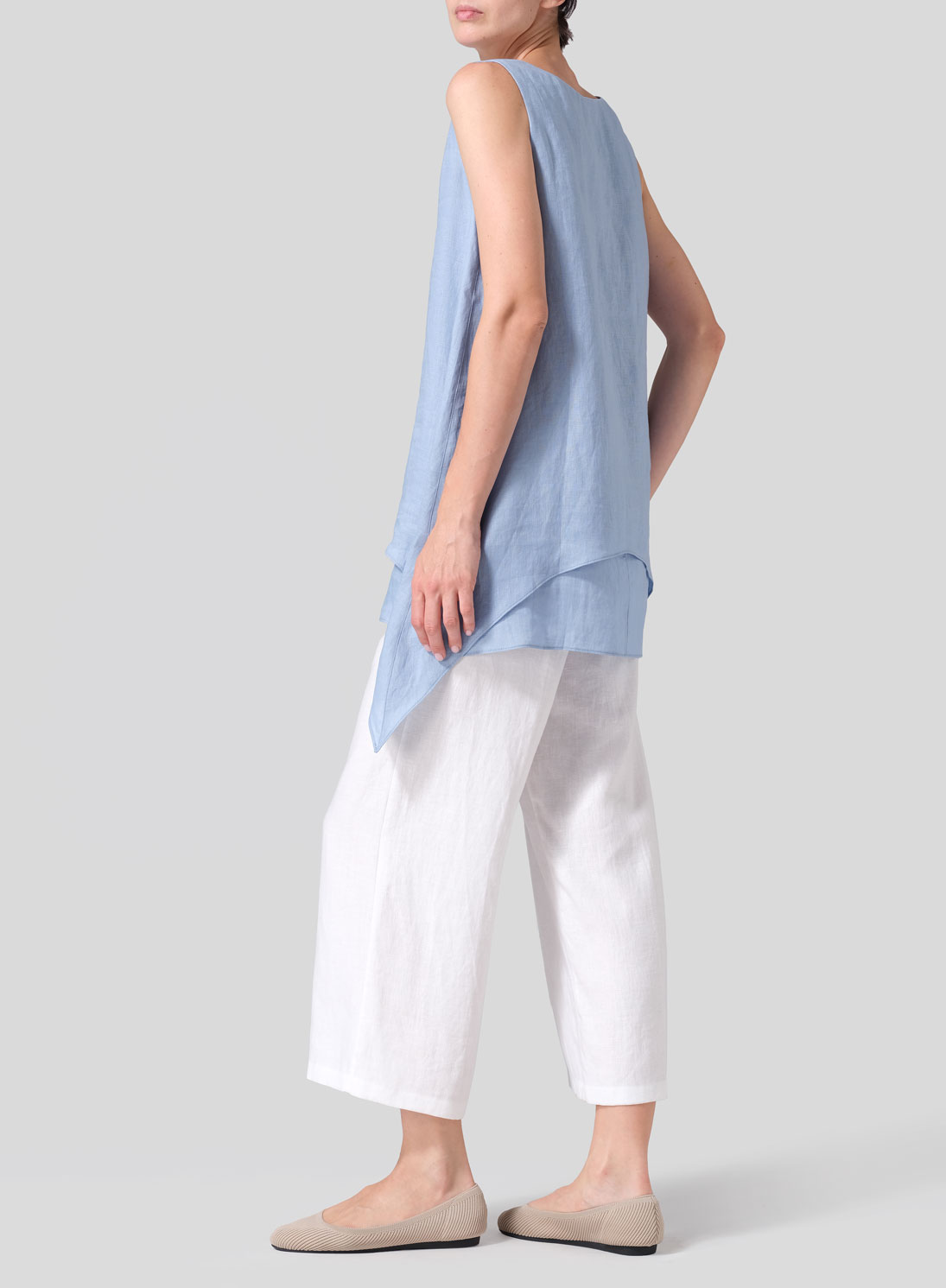 Linen Sleeveless Layered Lightweight Top